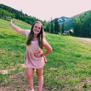 Meet your Posher, Julia